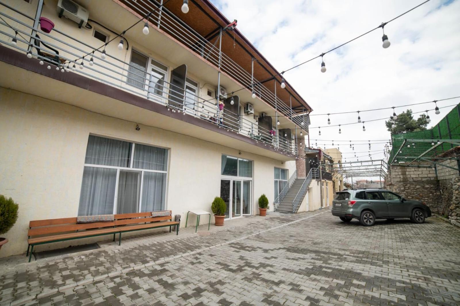 Guest House Kavkasioni 33 Telavi Bagian luar foto