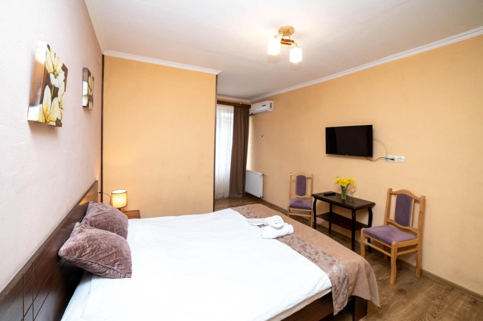 Guest House Kavkasioni 33 Telavi Bagian luar foto